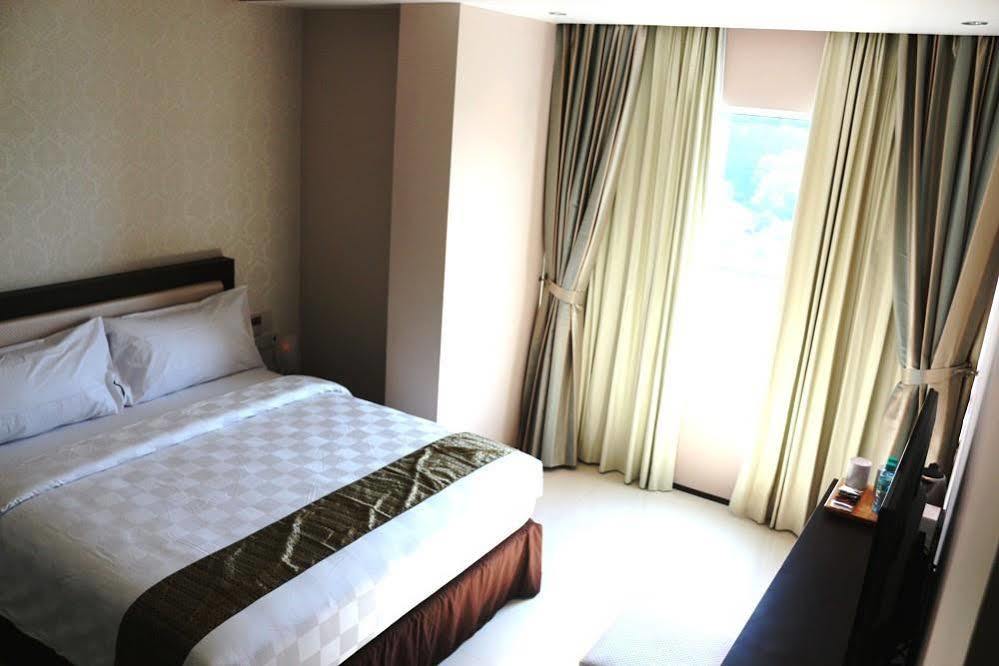 Collection O Legian Near Pantai Kuta Formerly Premium Legian מראה חיצוני תמונה